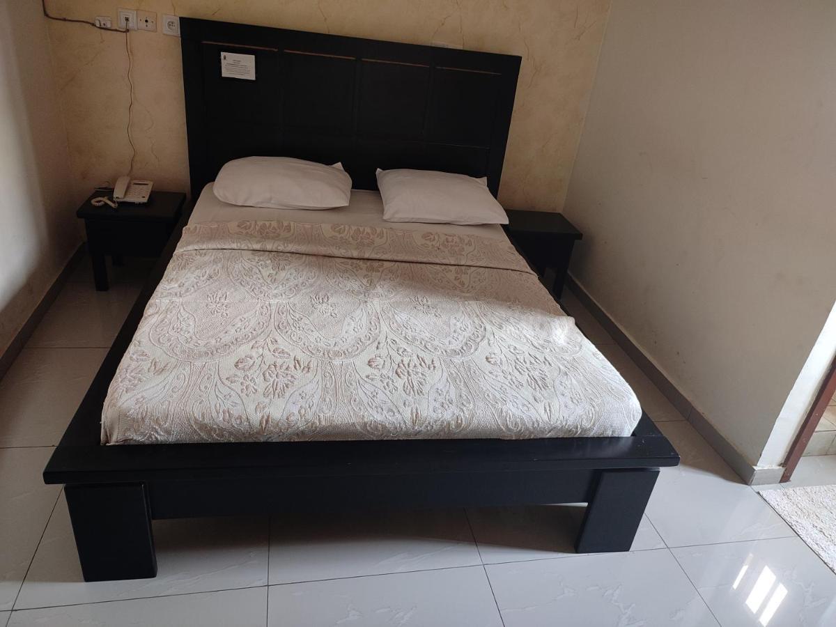 Yaoundé Prodiges Hotel מראה חיצוני תמונה